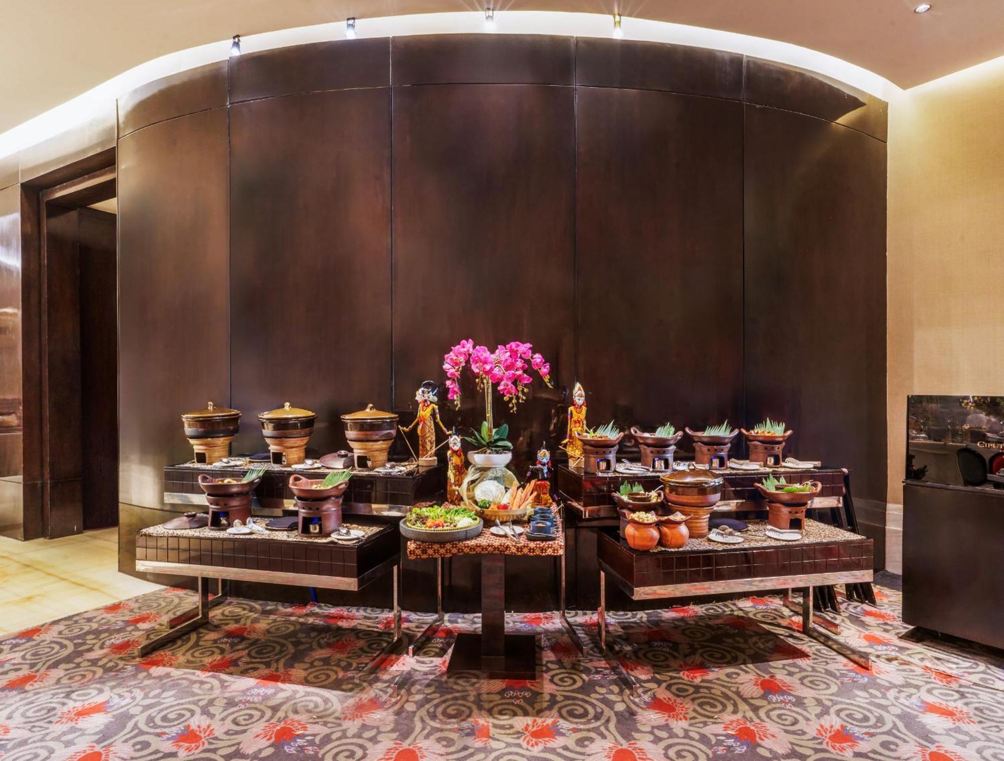 Hotel Ciputra World Surabaya Managed By Swiss-Belhotel International Exteriér fotografie