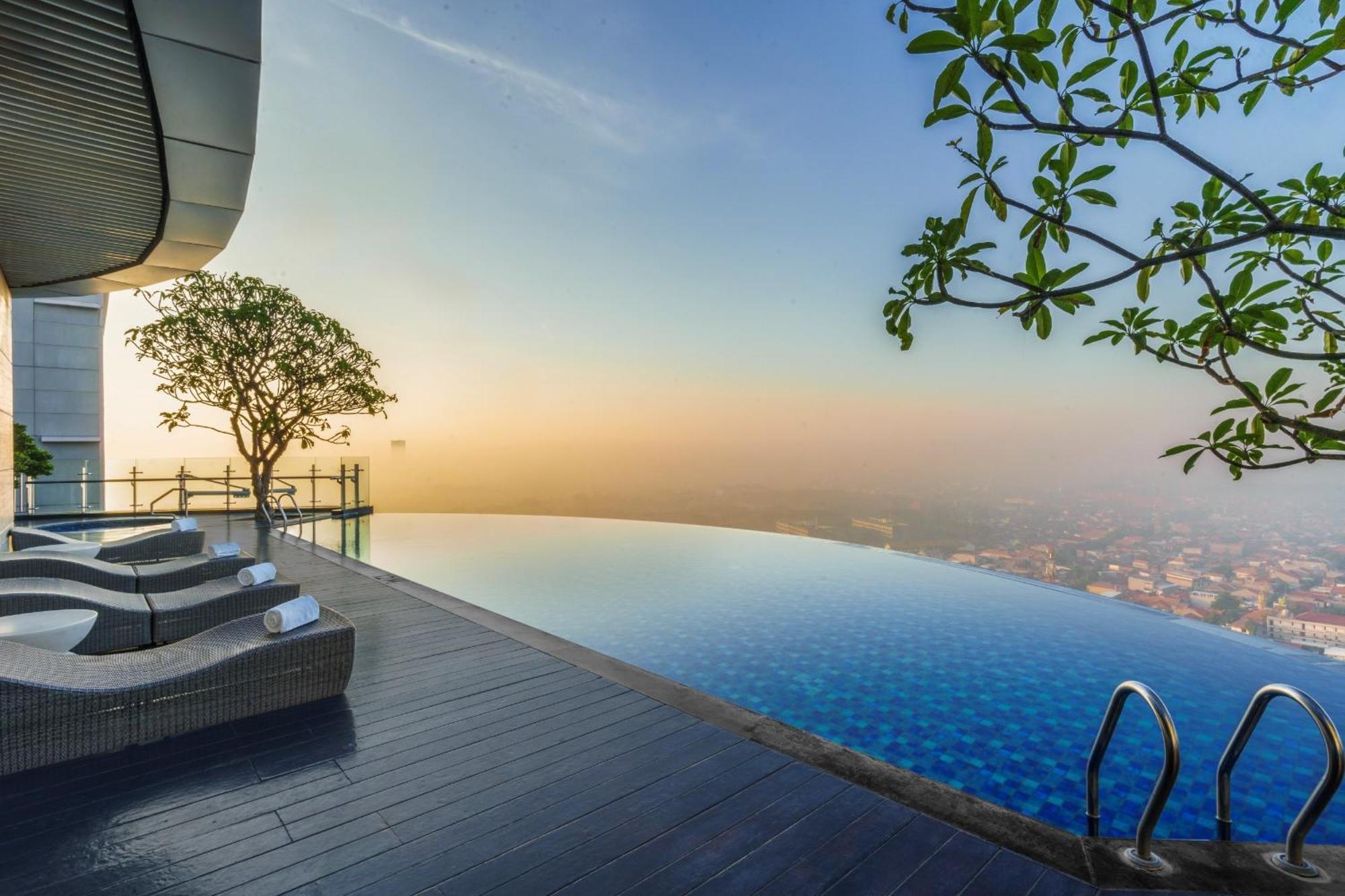 Hotel Ciputra World Surabaya Managed By Swiss-Belhotel International Exteriér fotografie